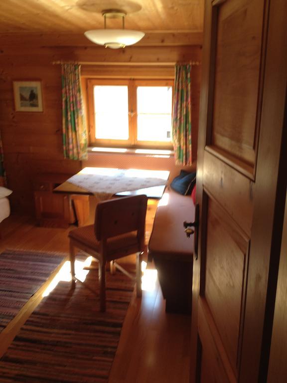 Ferienhaus Zirmheim Pertisau Habitación foto